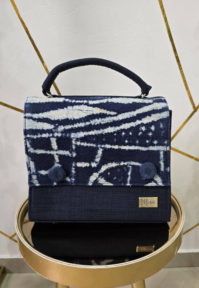 Royal Ndop - Photo 1