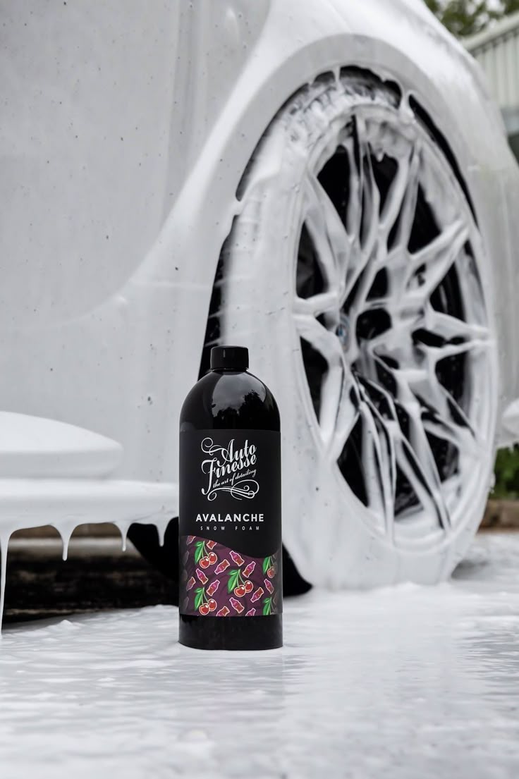 Shampoing auto - Esthétique de voiture - AUTO SHINE