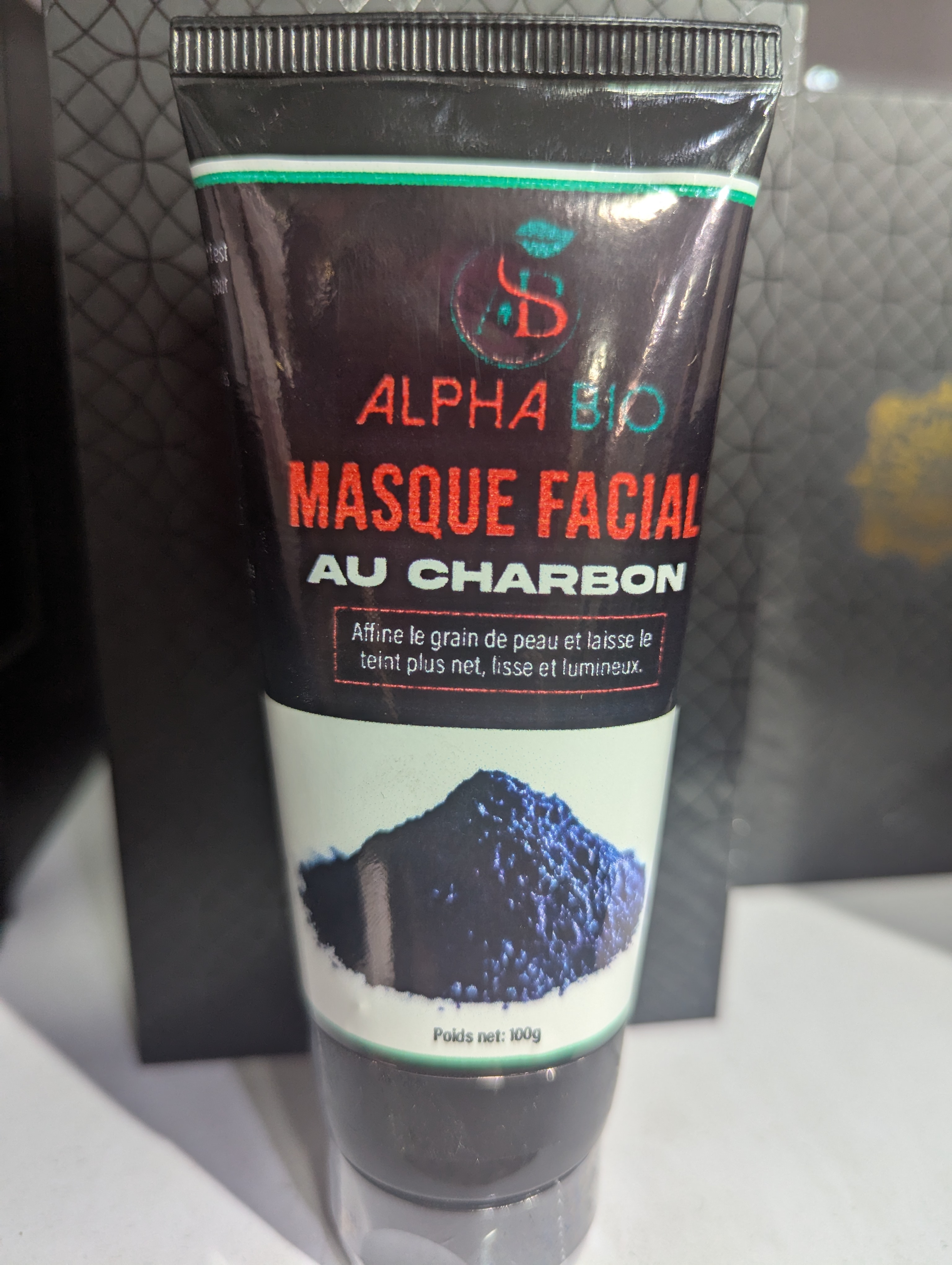 masque facial au charbon - Crème faciale - Alphabio and House Care SARL