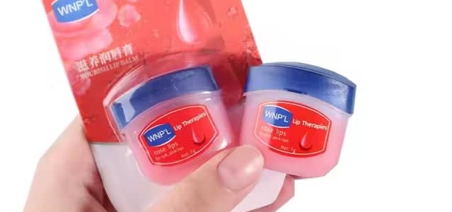 Boutique undefined sur Wazi Market Image de couverture de la boutique undefined - Vente de vêtements et produits cosmétiques